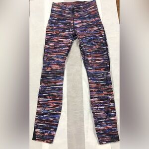 Lululemon Train Times 7/8 Pants Hinshu Alpine Size 4 White Multi Black Leggings